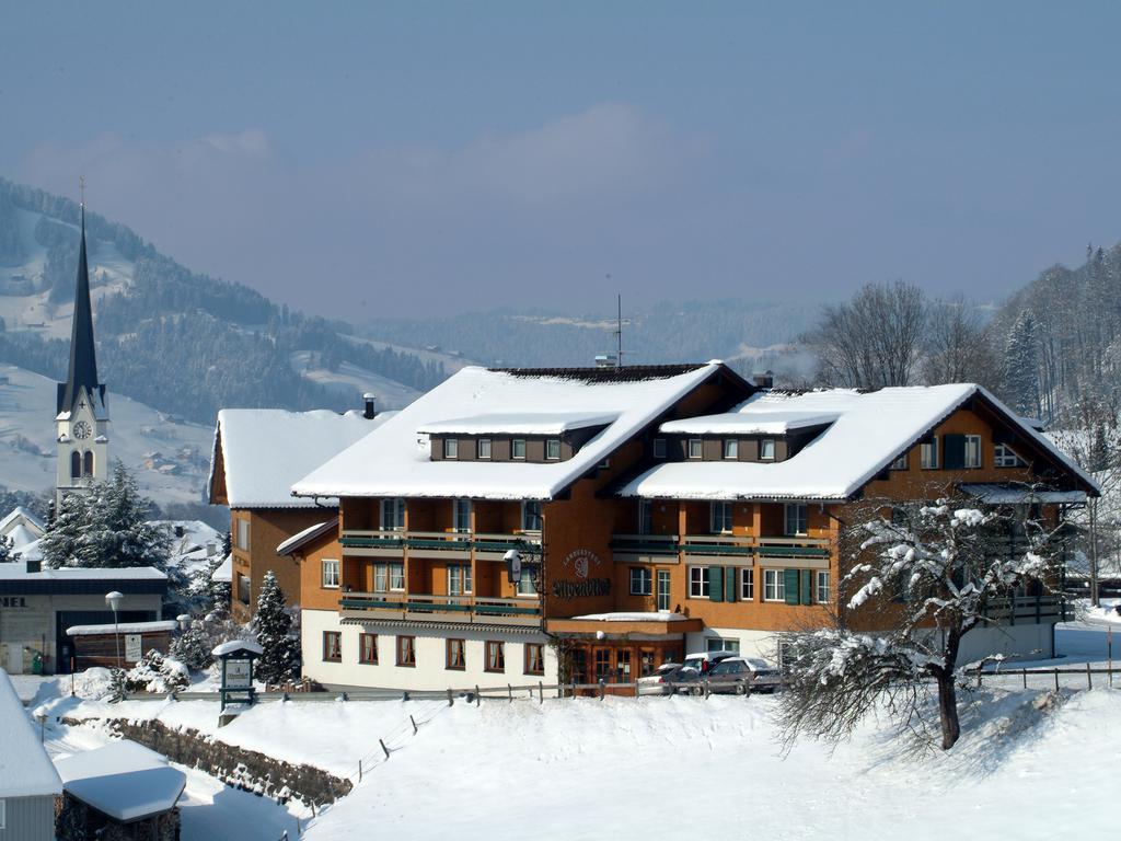Genusshotel Alpenblick Lingenau Exterior photo